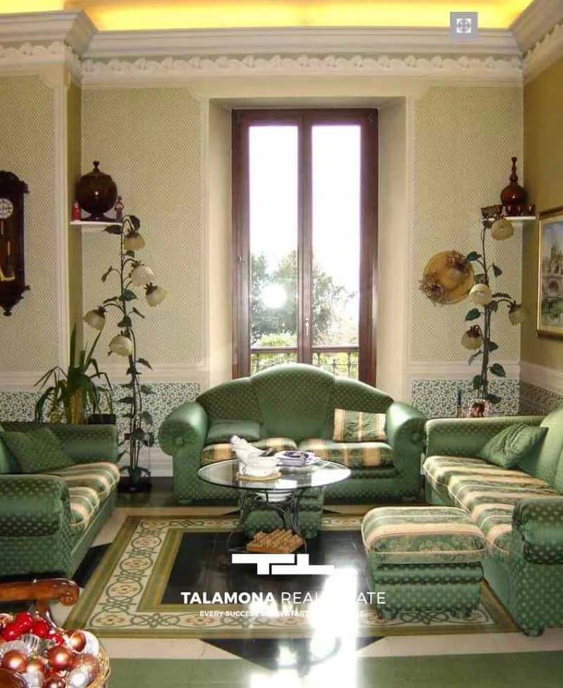 Villa storica con vista sul Lago Maggiore e piscina - Luino (9)