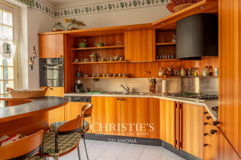 Villa palladiana esclusiva con piscina e parco ? Porto Valtravaglia (13)