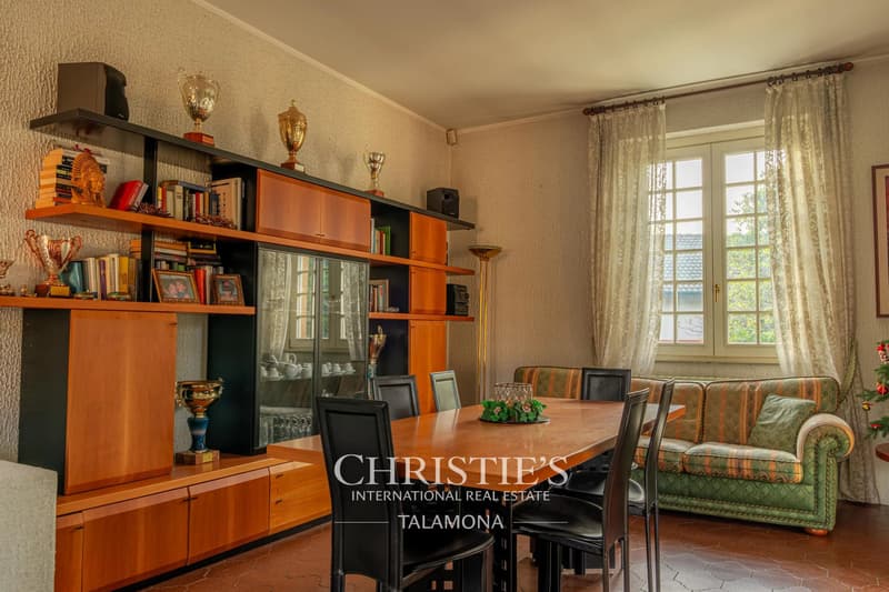 Exklusive Palladianische Villa mit Pool und Park ? Porto Valtravaglia (9)