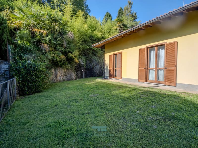Apartment with garden and garage (5)
