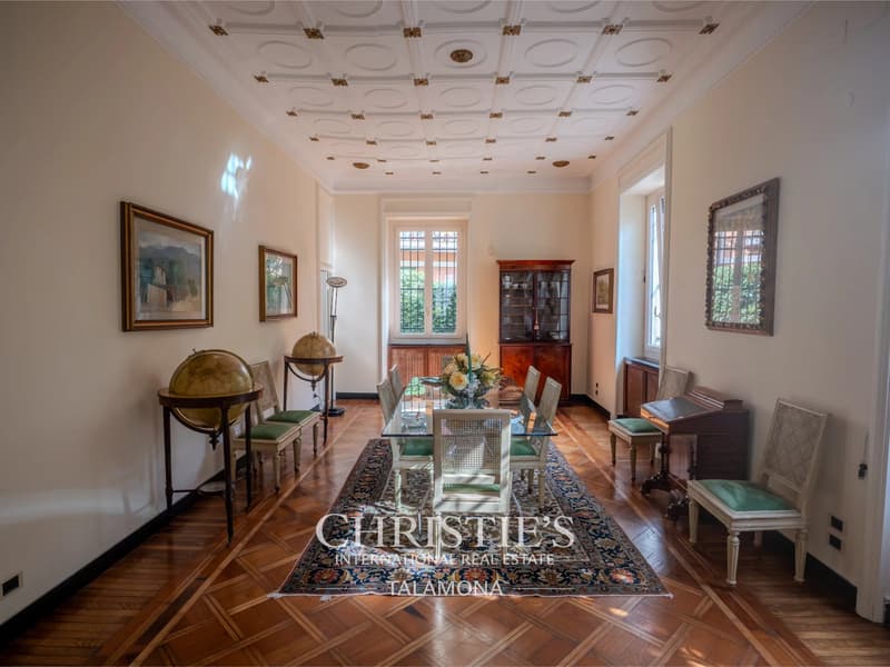 Historische Villa mit Meerblick in Genova (2)