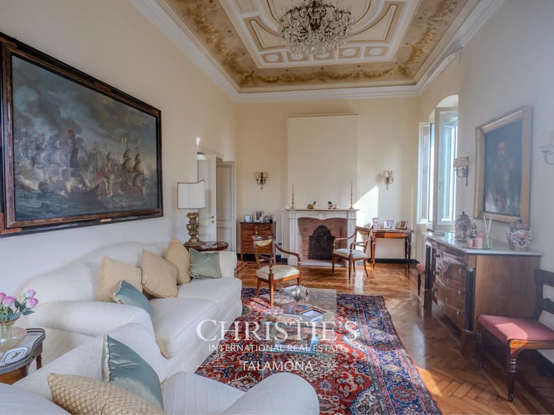 Historische Villa mit Meerblick in Genova (3)