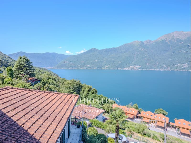 Villa mit Seeblick und Pool ? Tronzano Lago Maggiore (3)