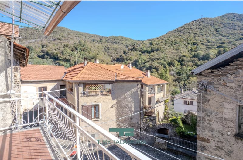 Excellent opportunity! Semi-detached house in the center of Due Cossani (8)