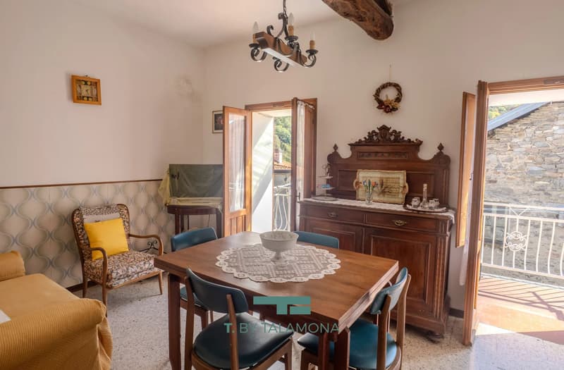 Excellent opportunity! Semi-detached house in the center of Due Cossani (7)