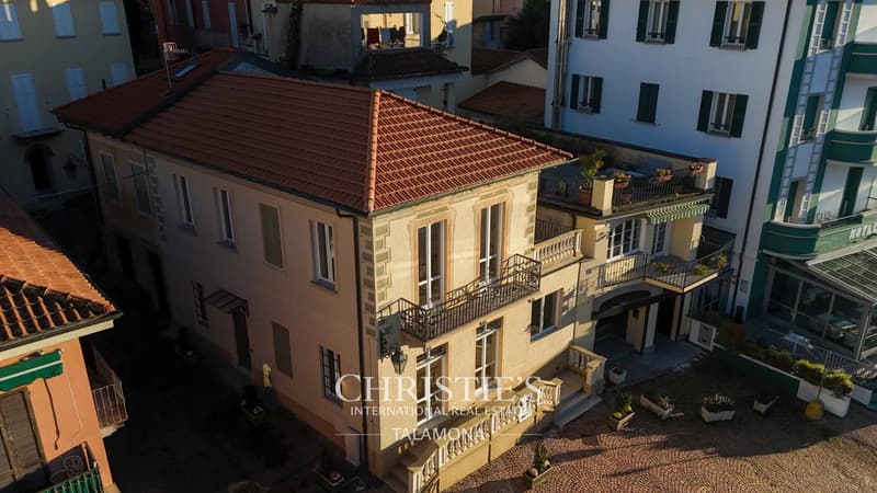 Apartment with a view of Lake Maggiore in Porto Valtravaglia (3)
