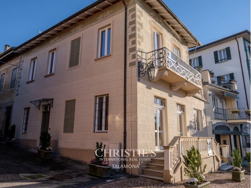 Apartment with a view of Lake Maggiore in Porto Valtravaglia (7)