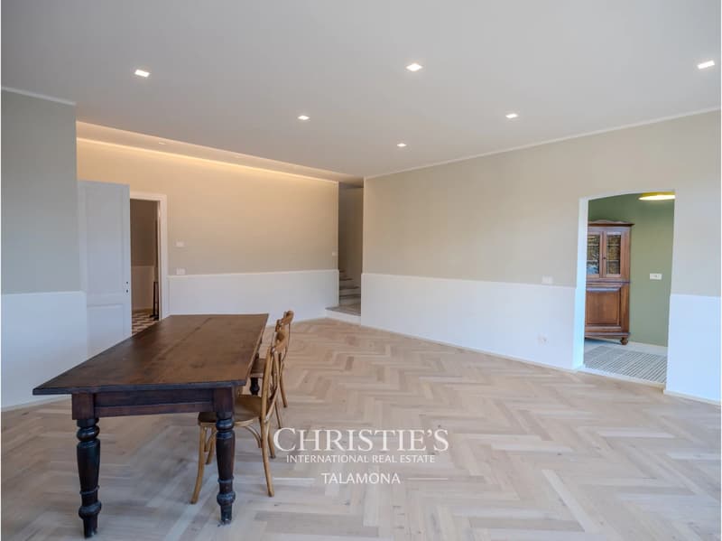 Apartment with a view of Lake Maggiore in Porto Valtravaglia (13)
