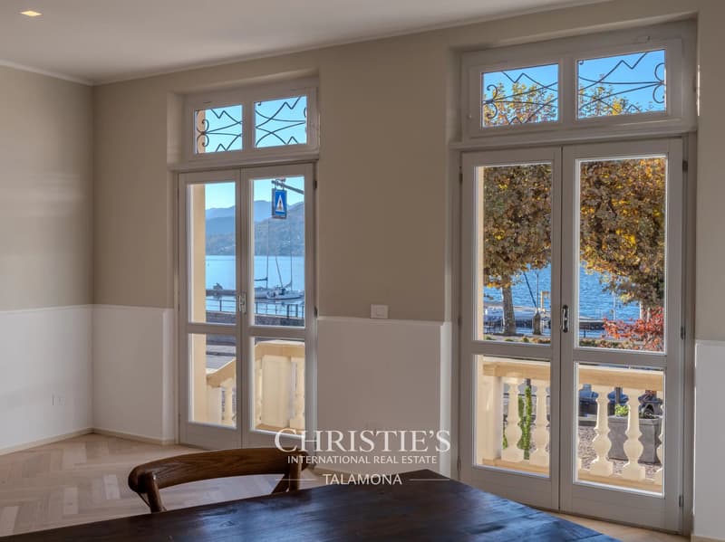 Apartment with a view of Lake Maggiore in Porto Valtravaglia (8)