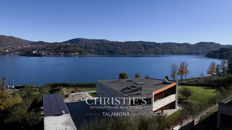 Villa de designer avec vue à couper le souffle sur le lac d'Orta ? Pella (4)