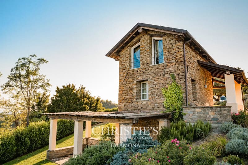 Winery with vineyards and country house in Alta Langa ? Melazzo (5)