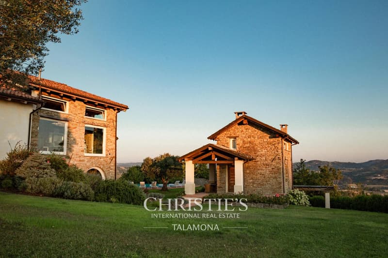 Winery with vineyards and country house in Alta Langa ? Melazzo (8)