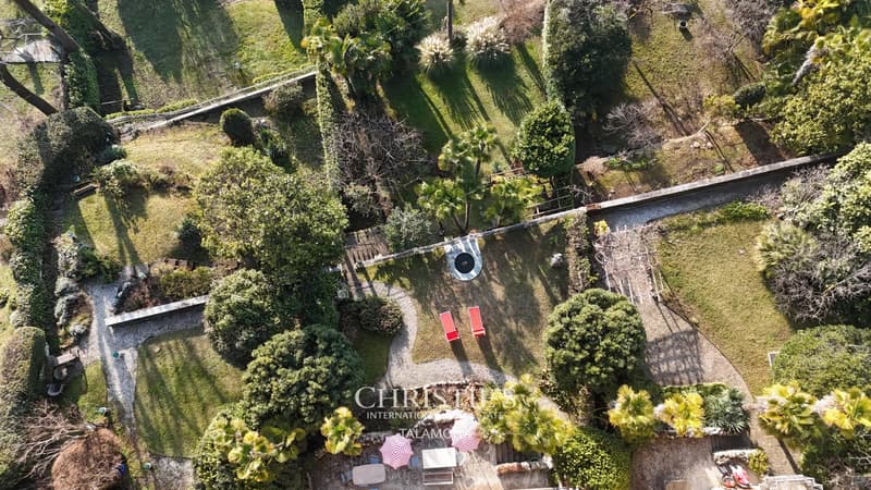 Elegante Villa mit wunderschönem Seeblick in Besozzo (12)