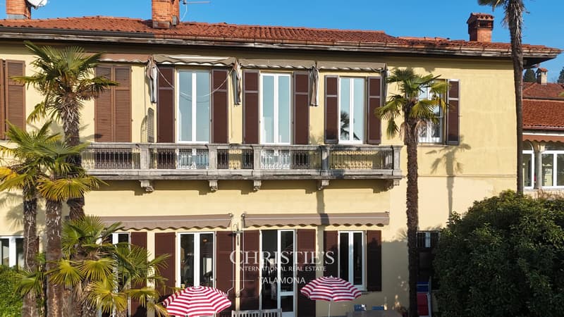Elegante Villa mit wunderschönem Seeblick in Besozzo (11)