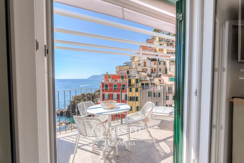 Penthouse mit Meerblick am Hafen von Riomaggiore (4)