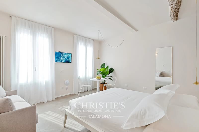 Penthouse in the Historic Borgo of Riomaggiore (9)