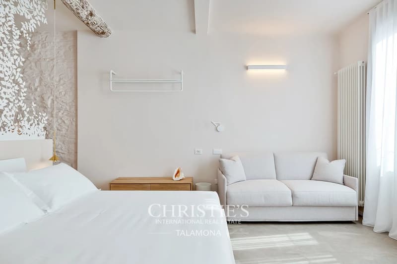 Penthouse in the Historic Borgo of Riomaggiore (10)