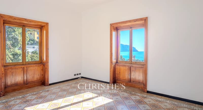 Historic Penthouse with Panoramic Terrace overlooking the Golfo Paradiso ? Pieve Ligure (4)