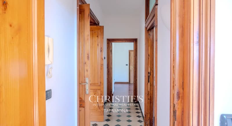 Historic Penthouse with Panoramic Terrace overlooking the Golfo Paradiso ? Pieve Ligure (12)