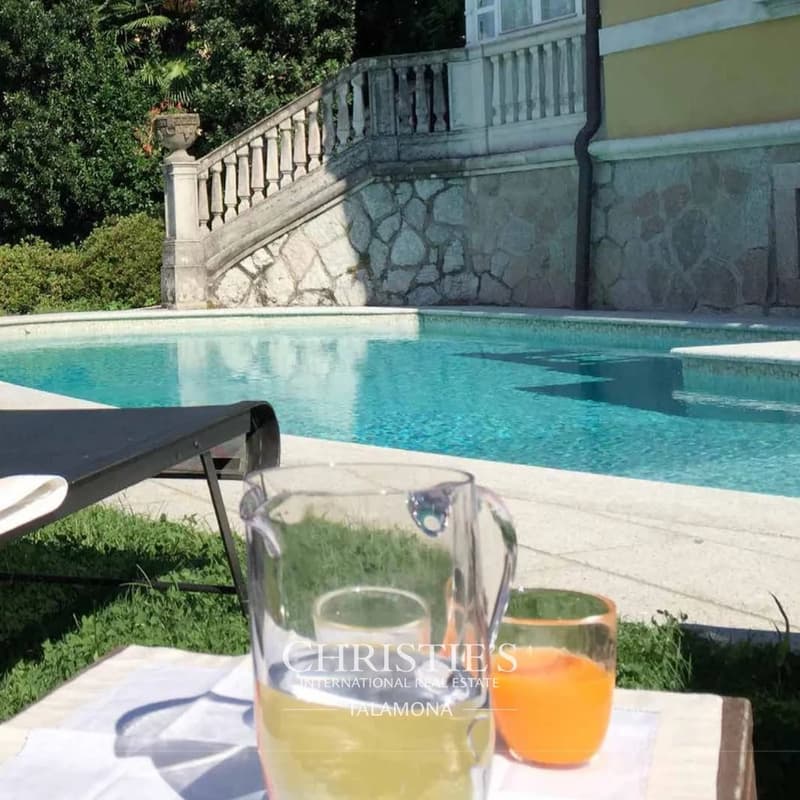 Ikonische Jugendstilvilla mit Blick auf den Lago Maggiore ? Porto Valtravaglia (9)