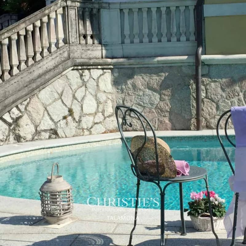 Ikonische Jugendstilvilla mit Blick auf den Lago Maggiore ? Porto Valtravaglia (7)