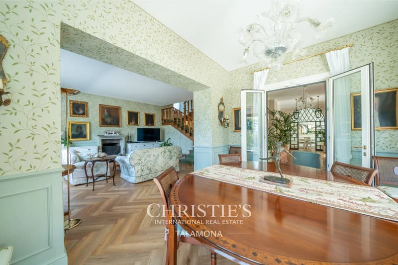 Villa avec maison d'hôtes et jardin à Porto Valtravaglia (12)