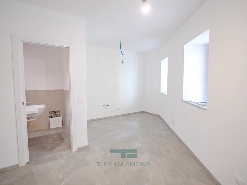 Newly renovated apartment with balcony in the historic village of Nasca (3)