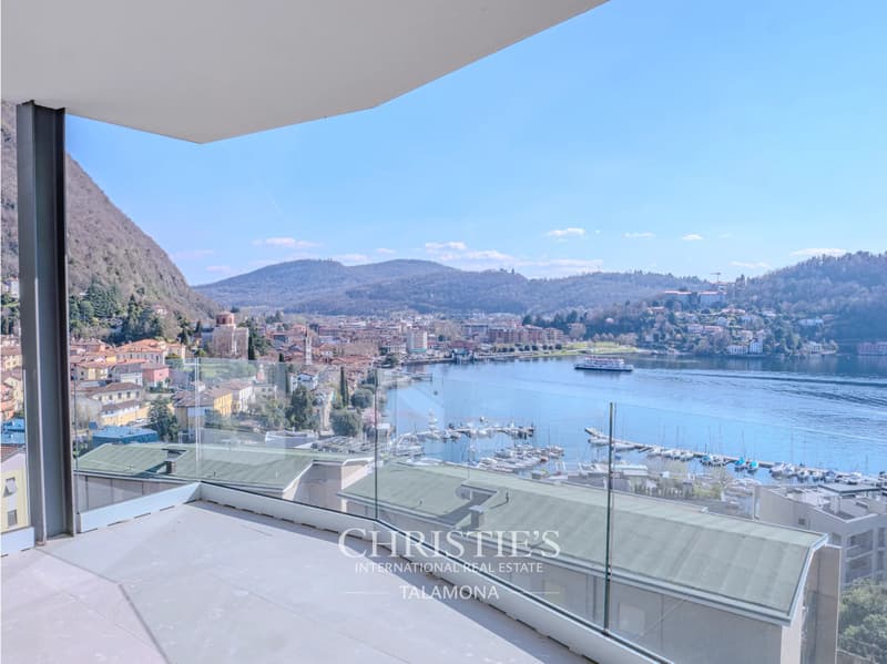 Elegant Penthouse with breathtaking lake view in Laveno-Mombello (5)