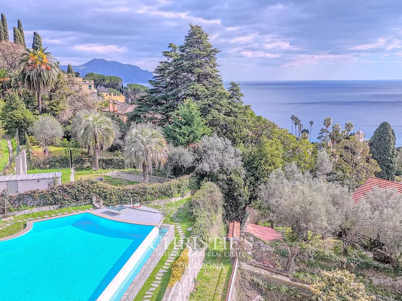 Elegante Residenz in Historischer Villa mit Park, Pool und Meerblick ? Genua (10)