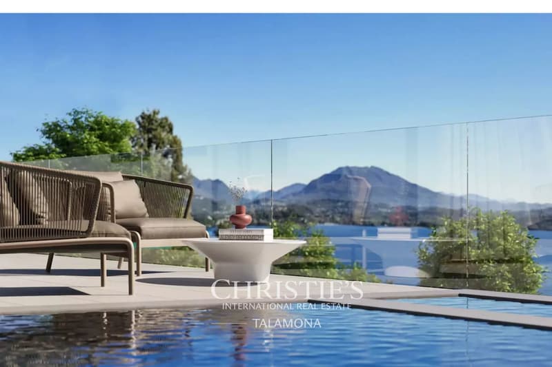Villa classique avec jardin et vue sur le lac à Belgirate (3)