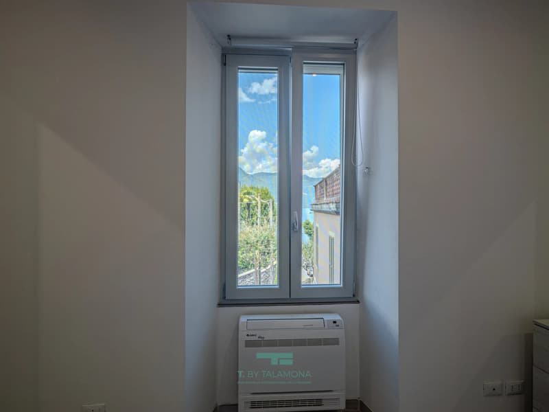 Recently renovated two-room apartment in the center of Porto Valtravaglia (7)