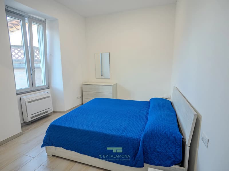 Recently renovated two-room apartment in the center of Porto Valtravaglia (6)