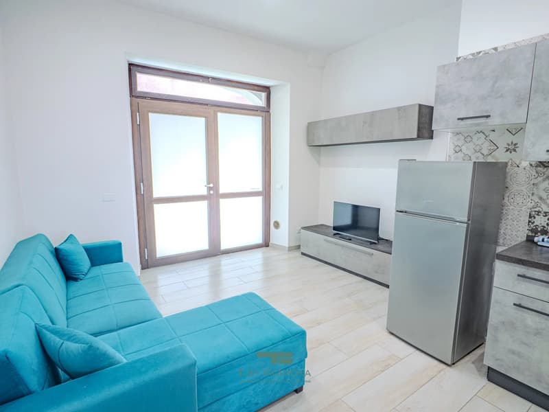 Recently renovated two-room apartment in the center of Porto Valtravaglia (2)