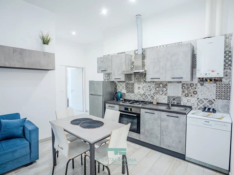 Two-room apartment in the center of Porto Valtravaglia (4)