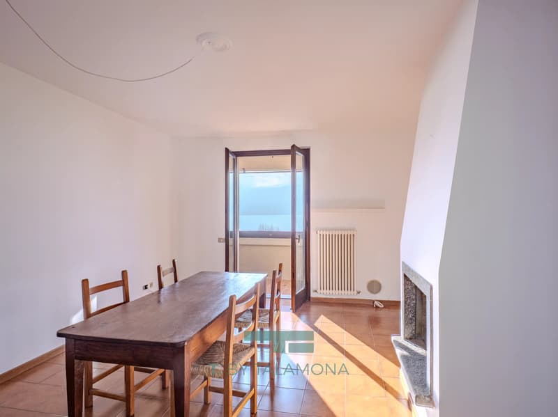 Studio Apartment with Garden and Balcony with Lake View in Cerro, Laveno Mombello (3)