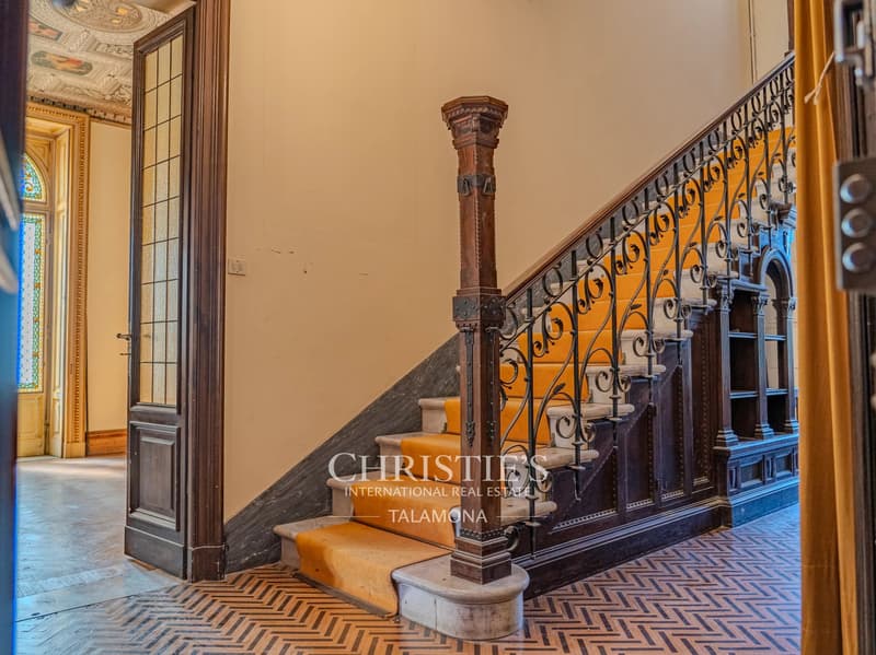 Historische Villa-Wohnung mit großzügigen Terrassen in Castelletto (6)