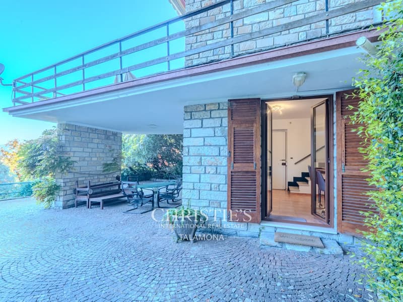 Charmantes Chalet mit Garten und Parkplatz (2)