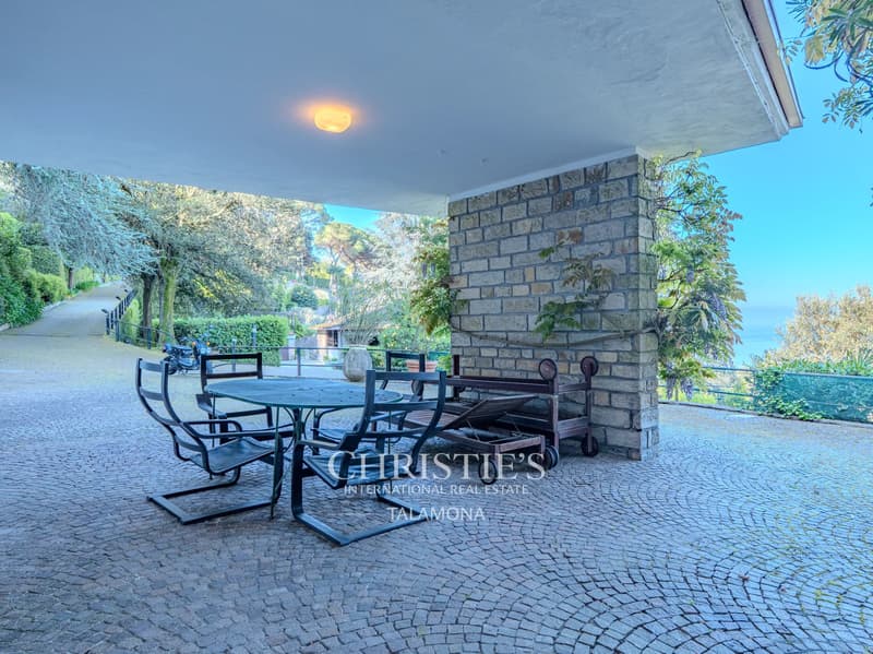 Charmantes Chalet mit Garten und Parkplatz (3)