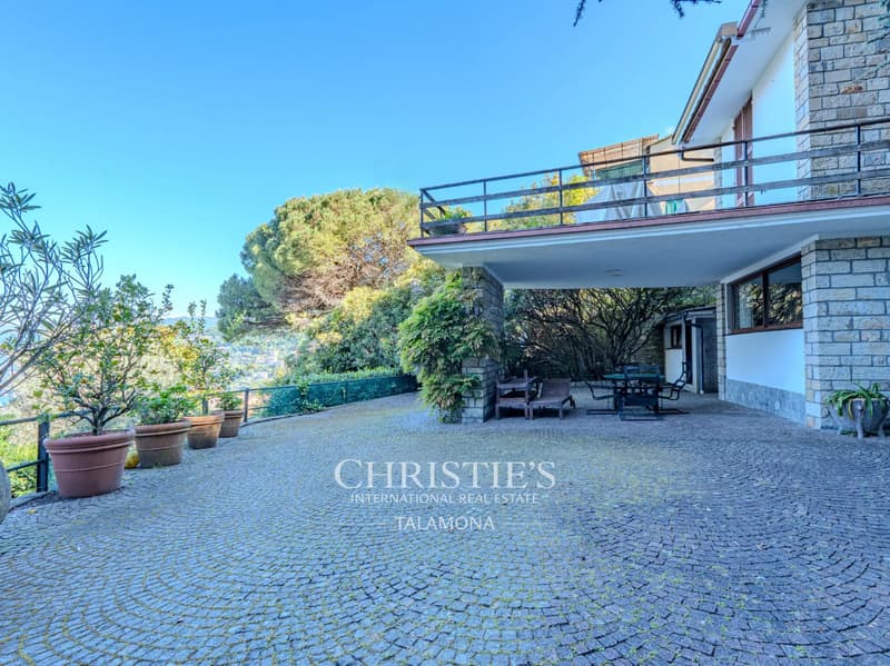 Charmantes Chalet mit Garten und Parkplatz (4)