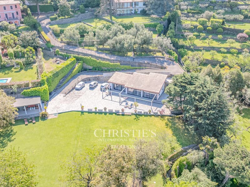 Exclusive residence with a view of Camogli and the sea (12)