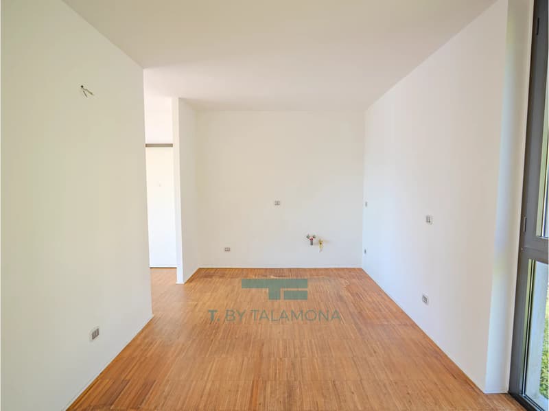Panoramic apartment in new construction in Cadegliano-Viconago (8)