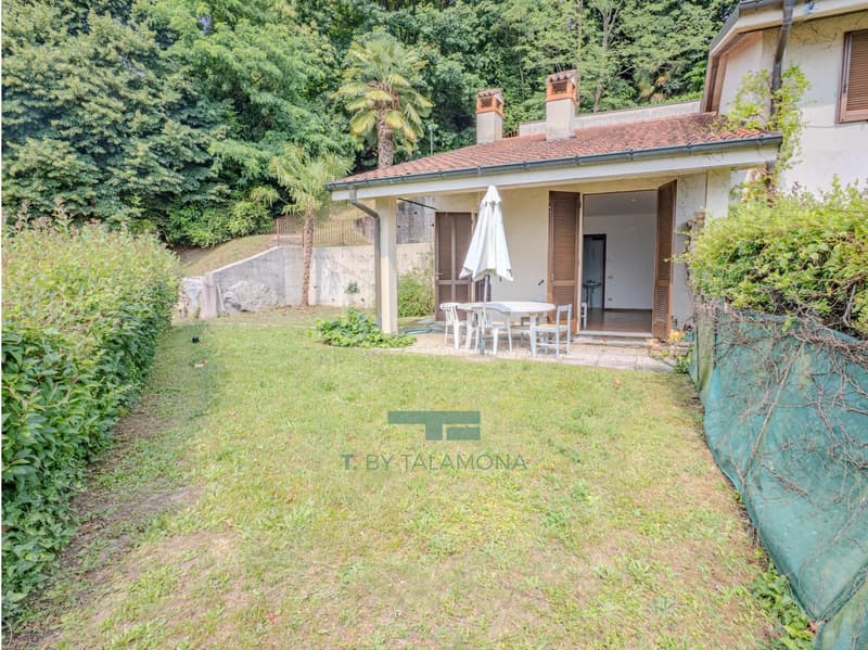 Studio-Apartment mit Privatgarten und herrlichem Seeblick in Cerro di Laveno Mombello (1)