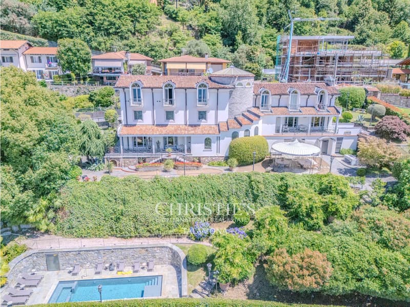 Villa exclusive au bord du lac Majeur (1)