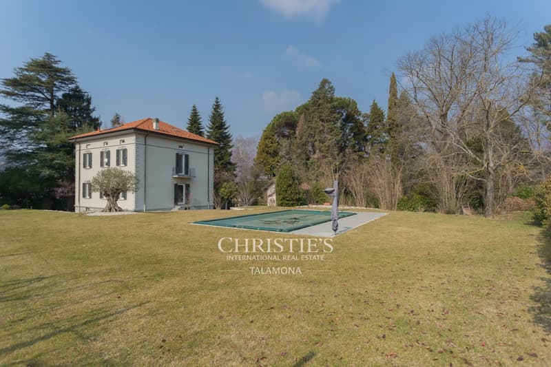 Historische Villa aus dem frühen 20. Jahrhundert in Gemonio, Lago Maggiore (13)