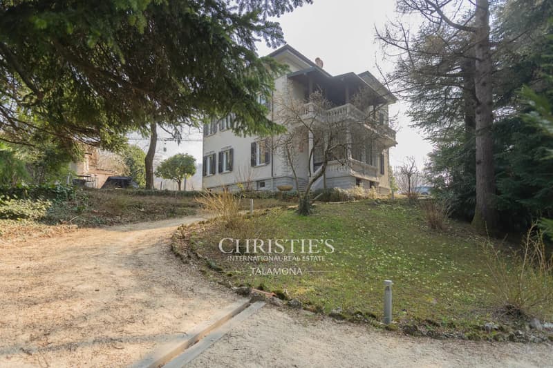 Historische Villa aus dem frühen 20. Jahrhundert in Gemonio, Lago Maggiore (5)
