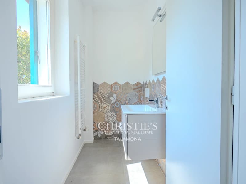 Exclusive ownership apartment with private elevator and lake view (13)