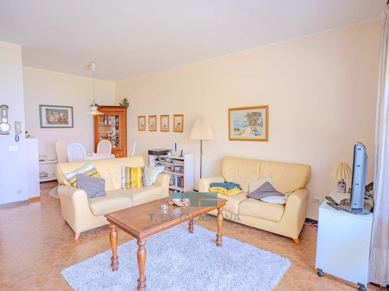 Appartement avec vue panoramique dans la résidence Valle del Gaggiolo (6)