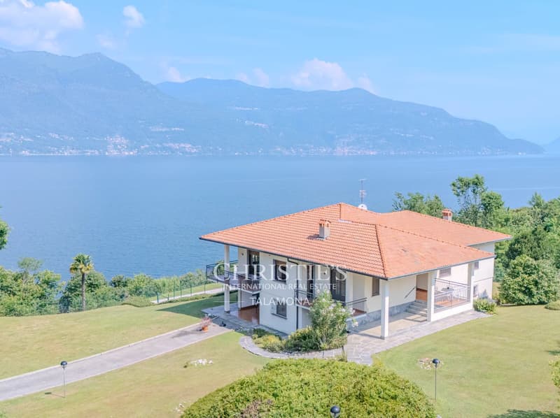 Villa exclusive avec piscine et vue panoramique unique sur le Lago Maggiore (4)
