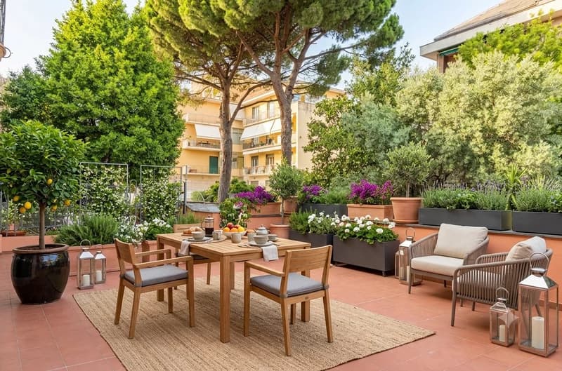 Genova Albaro: elegant apartment with private garden and terrace (9)