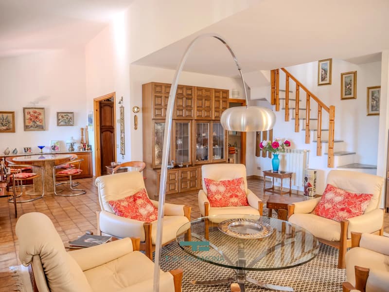 Einfamilienhaus mit Seeblick ? Porto Valtravaglia (7)